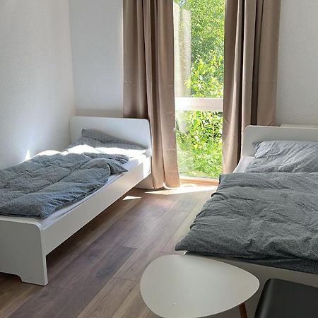 Guenstige Zimmer Im Herzen Von Kreyenbrueck Apartamento Oldemburgo Exterior foto